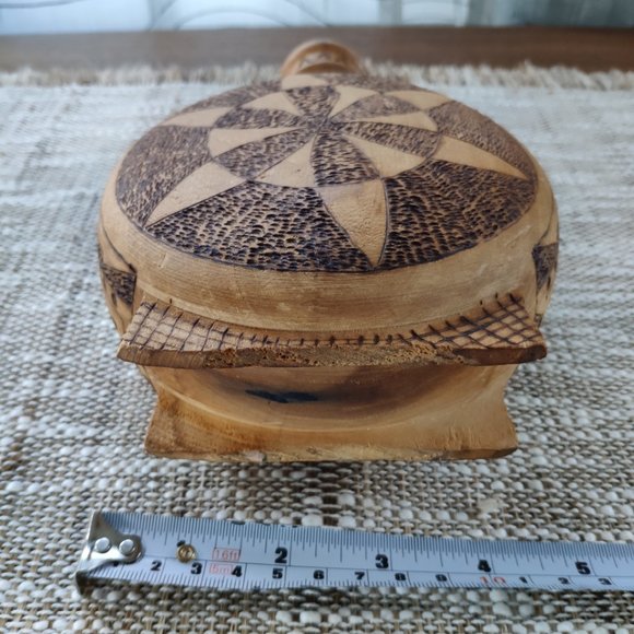 Bulgarian Wooden Bottle Pyrography Flask Wood Burned Graphics VTG Decanter 9.25" - Picture 7 of 9